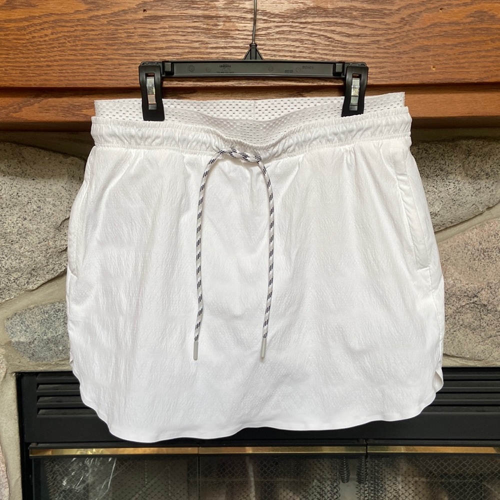 Athleta Crest Skort